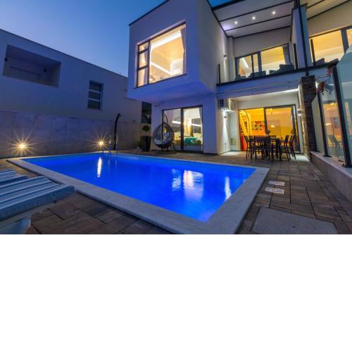 Villa DEANO 2