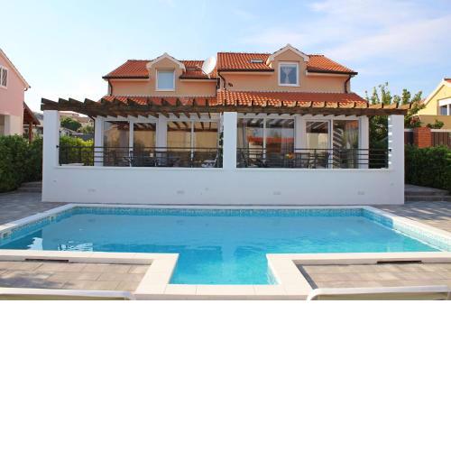 Villa Divine
