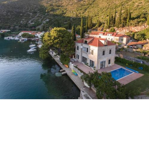 Villa Dubravka - heated outdoor pool and indoor jacuzzi