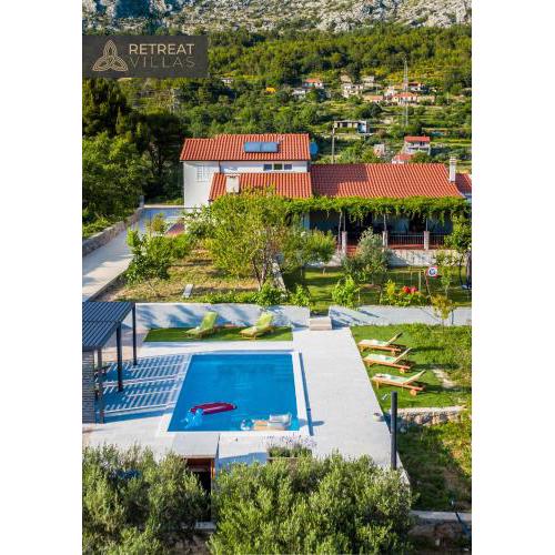 Villa Eleona with private pool and garden