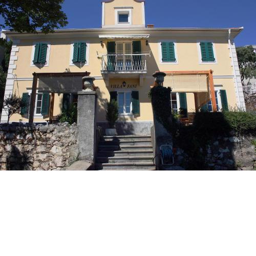 Villa Fani