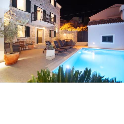 Villa Filipetti with heated pool
