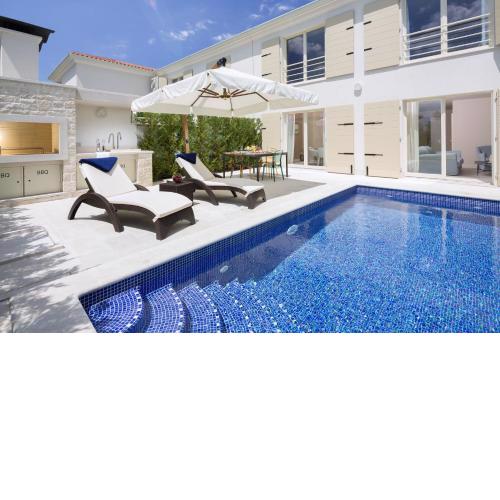 Villa Gioia by HMZ Villas