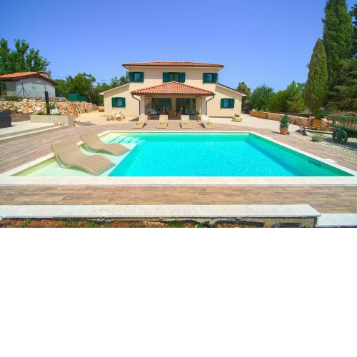 Villa Green Pearl