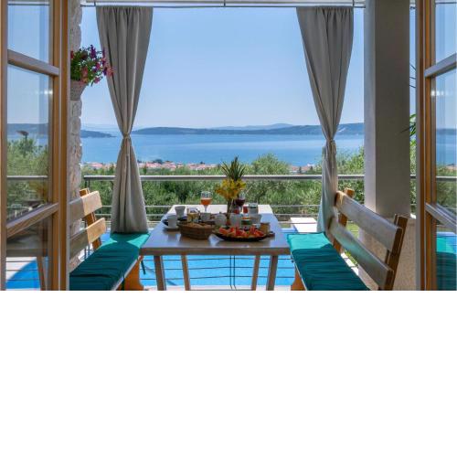 Villa Iva Kastel Luksic