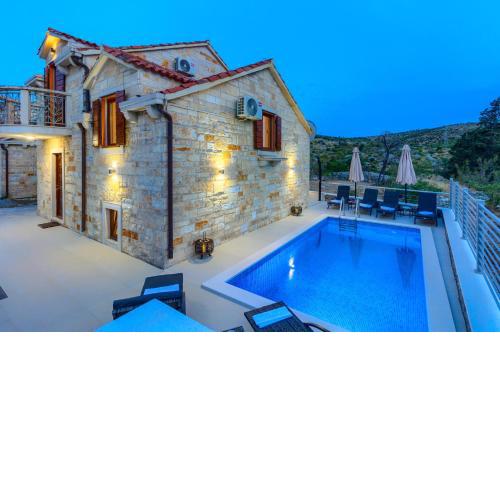 Villa Izabela with private pool and beautiful view