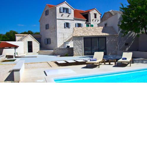 Villa Komelo