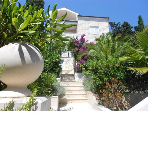 Villa Kristonia