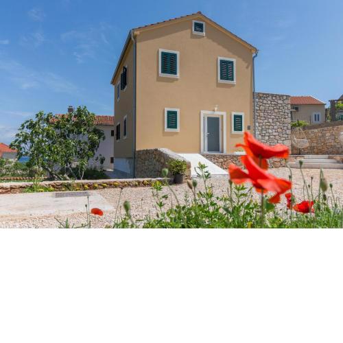 Villa Lali - New Villa near the sea in Lukoran