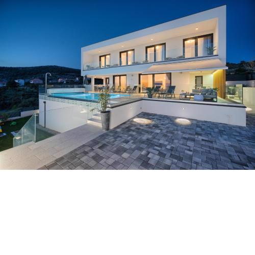 Villa Larissa