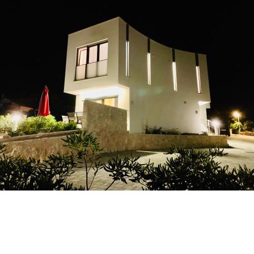 Villa Legacy