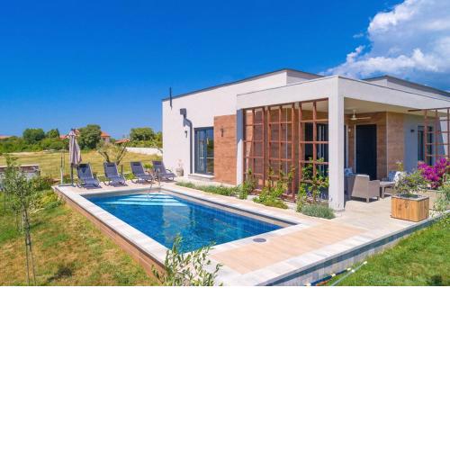 Villa Lily