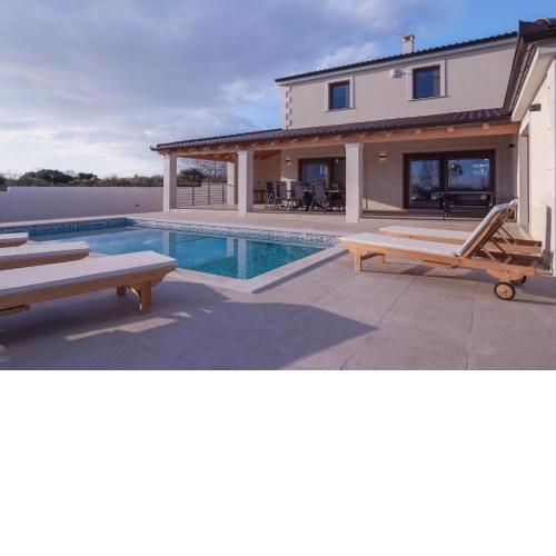 Villa Lydia