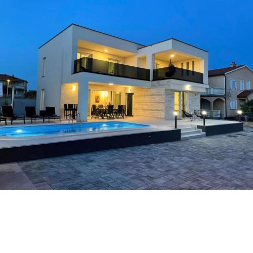 Villa Marena s bazenom, Vodice