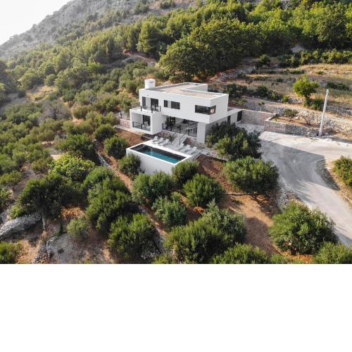 Villa Marmoris - private paradise, 250m above sea with unique view