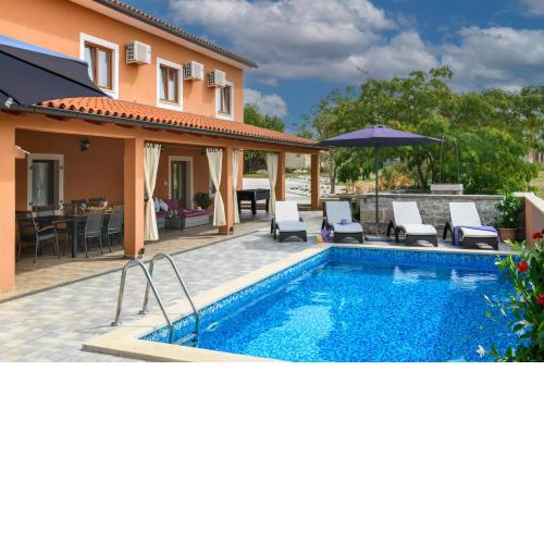 Villa Mateo