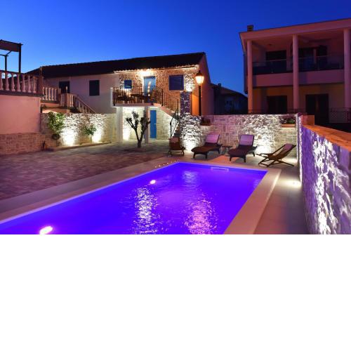 Villa Mediteran