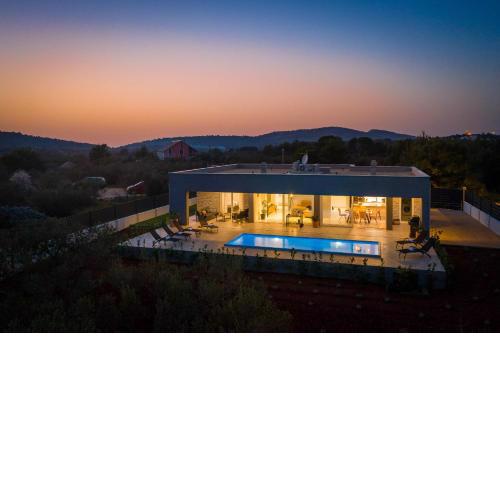 Villa Millennium