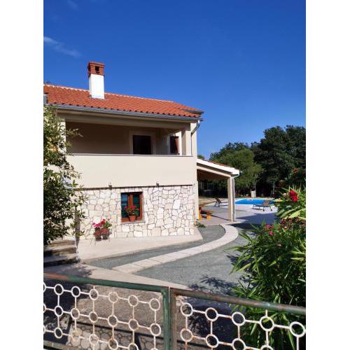Villa Mira Garica by El-Pi Tours