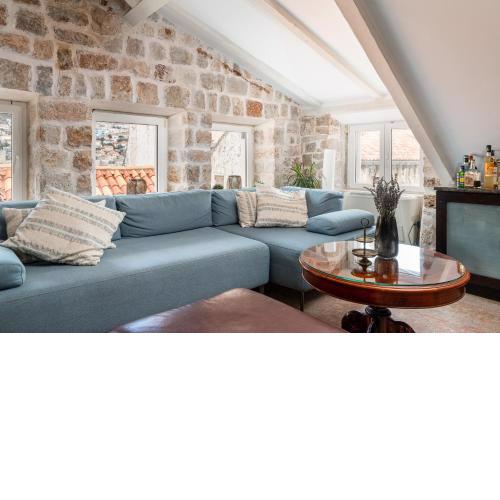 Villa Mirabilis, stunning superior villa, Dubrovnik Old Town