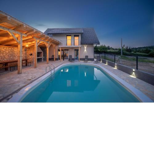 Villa Nesa - beautiful guest house at continental Croatia with Outdoor swimming pool, Sauna and 3 Bedrooms