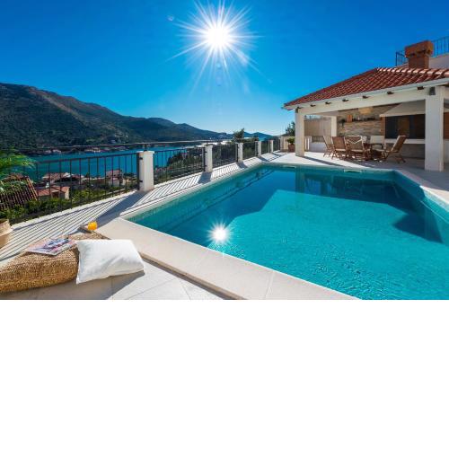 Villa Nila - Private Pool and Sea View