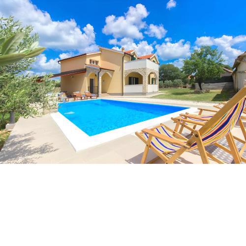 Villa Oasis near Krka Waterfalls