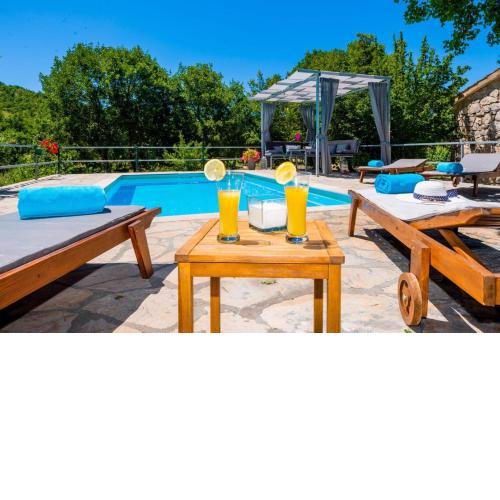 Villa Ognjistar in the hinterland of Makarska Riviera