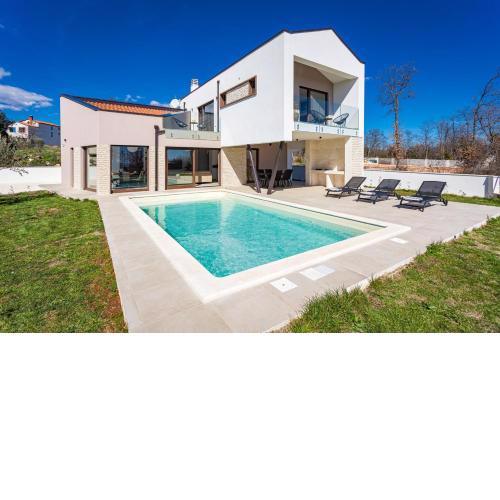 Villa Ogradina near Pula with sea view for 5 persons only 3 km from the Beach
