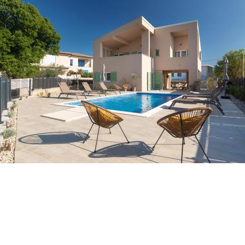 Villa OLIVE OCEAN with pool and seaview