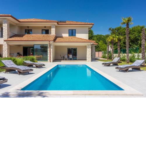 Villa Palma with Heated Private Pool