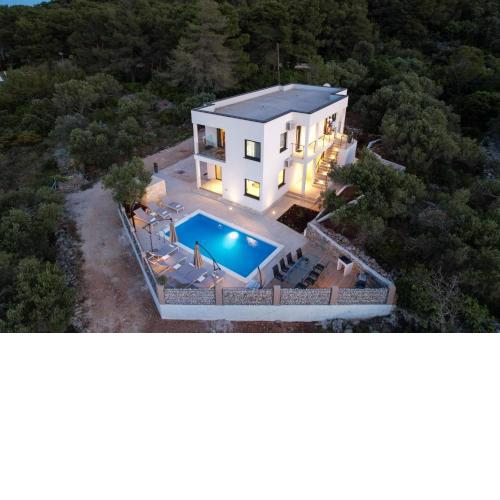 Villa Parisa