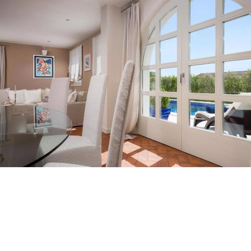 Villa Pia by HMZ Villas