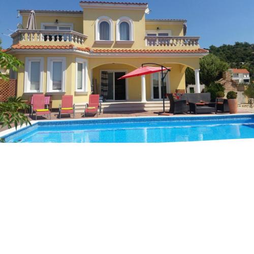 Villa Rosana