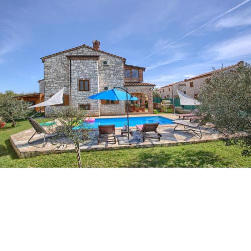 Villa San Andrea - ideal for families, 8 adults, 2 children up to 5 years, 1 children up to 1 years
