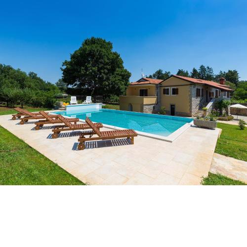 Villa Sany