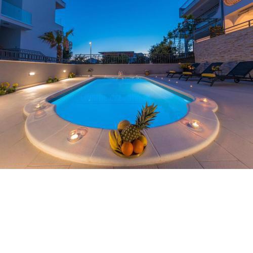Villa Seaview with heated pool- Apartment Luxury Oasis