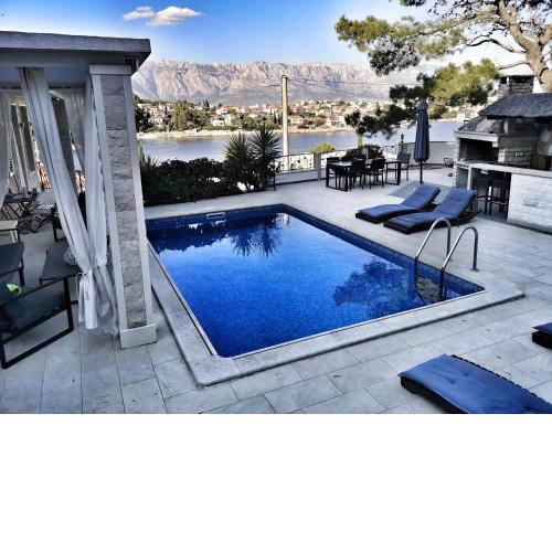 Villa Sky with stunning view
