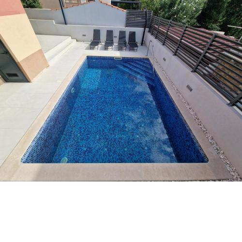 Villa Tango I