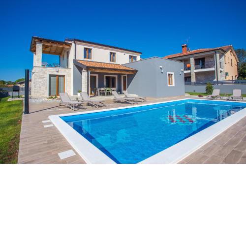 Villa Tiffany with private pool and garden