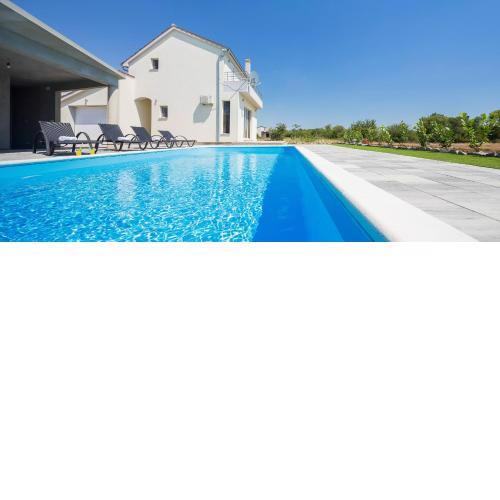 Villa Tonka with private pool near Krka