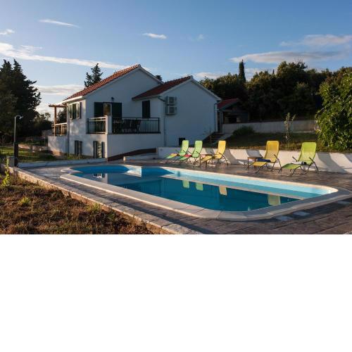 Villa Tonka