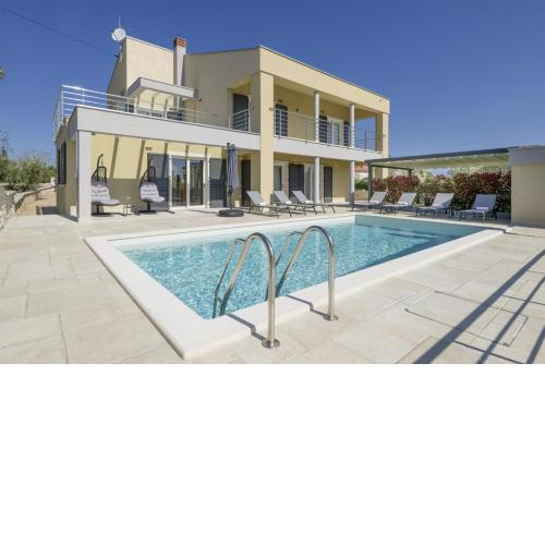 Villa Valentina in Krnica - Haus für 8-9 Personen