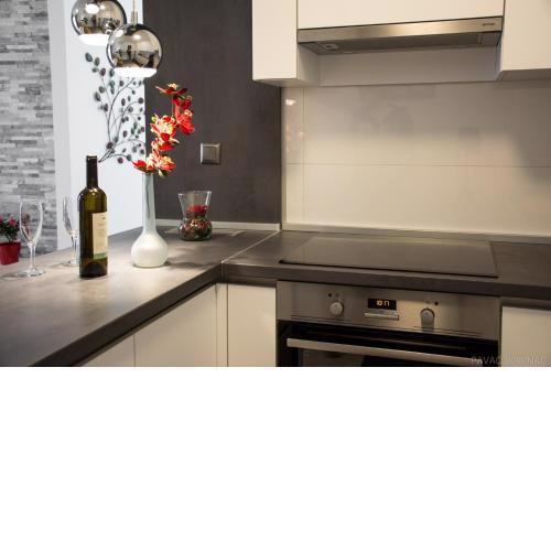 West Residence Luxury Apartment- parking in garage