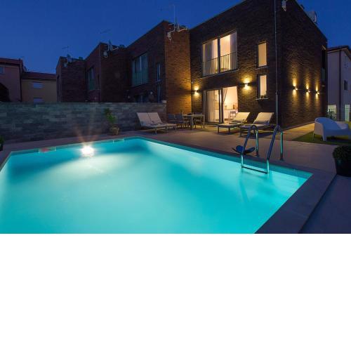 Wonderful villa Marena with pool near the beach