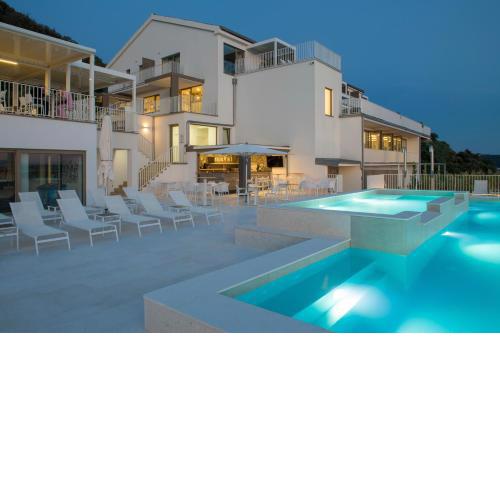 Zlatni Zalaz,Apartments,Supetarska Draga