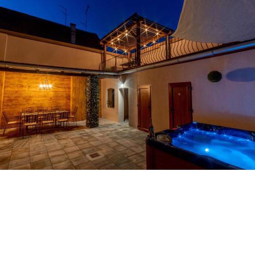 Zollus House Tvrđa